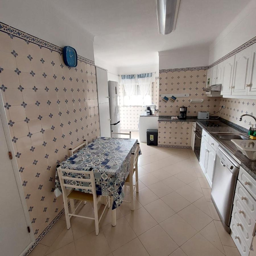 Ricana House Lagos Ngoại thất bức ảnh